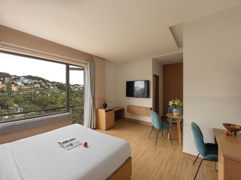 Gold View Hotel Da Lat image