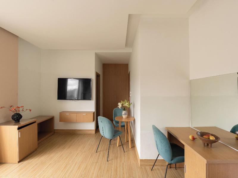 Gold View Hotel Da Lat image
