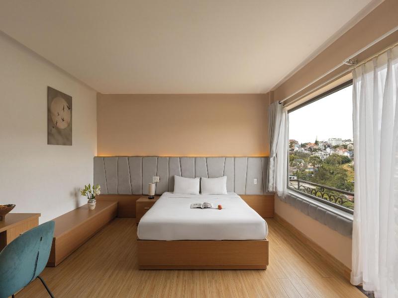 Gold View Hotel Da Lat image
