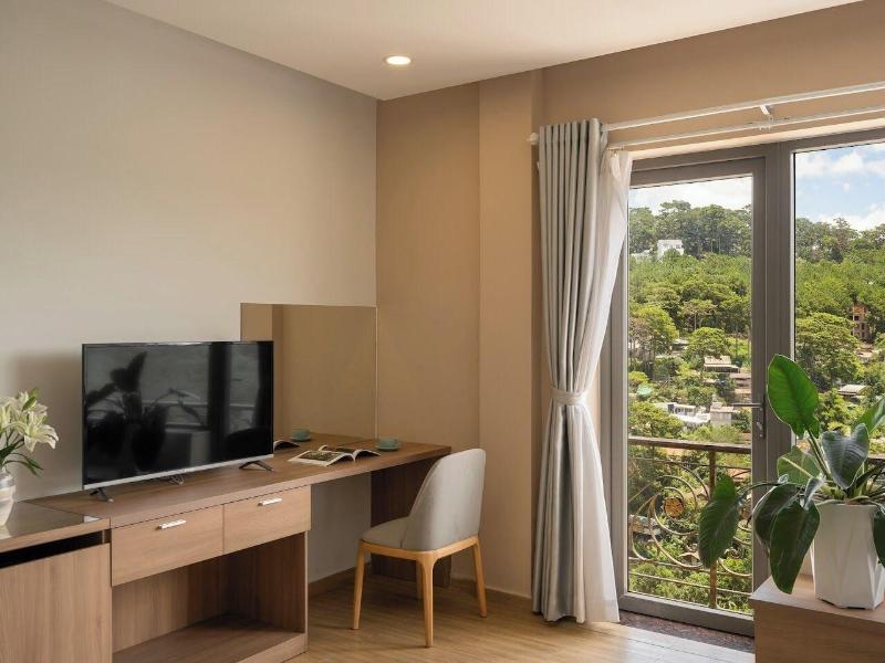 Gold View Hotel Da Lat image