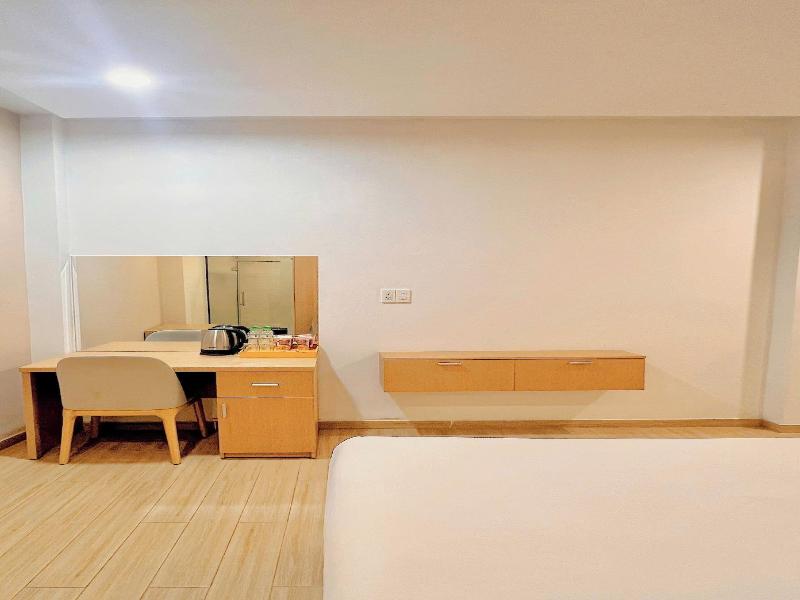 Gold View Hotel Da Lat image
