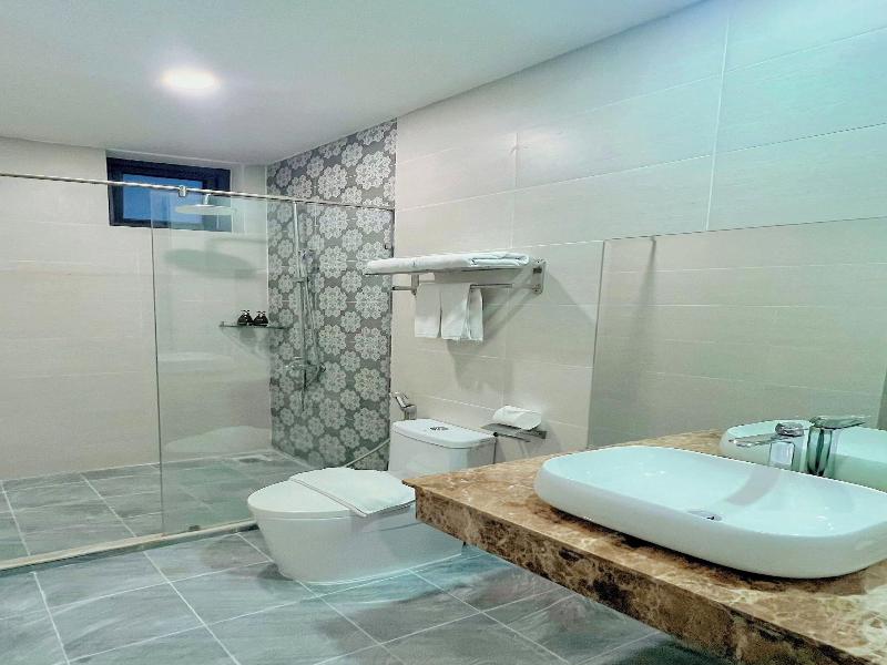 Gold View Hotel Da Lat image
