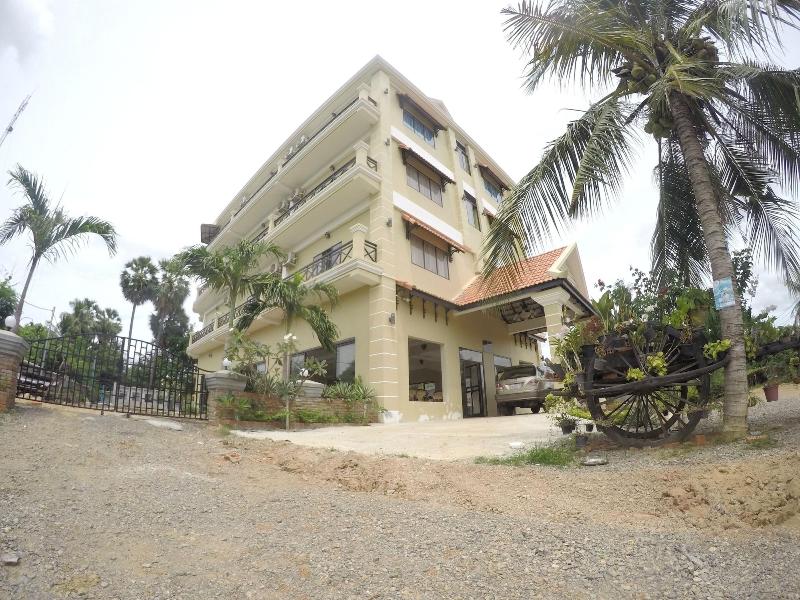 Blue Diamond Guest House image