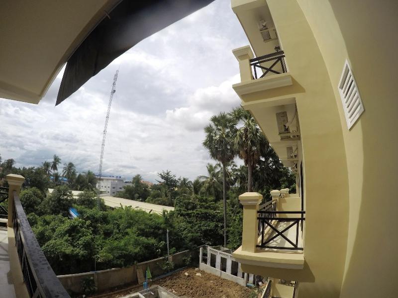 Blue Diamond Guest House image