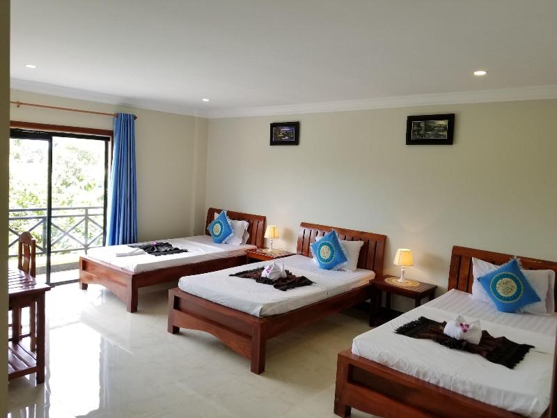 Blue Diamond Guest House image