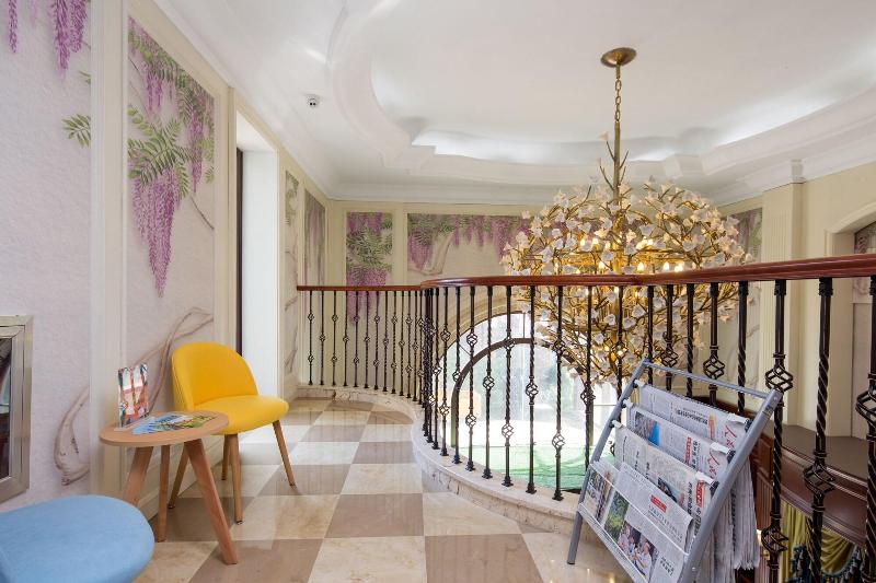 Floral Hotel Huzhou Lize Yard image