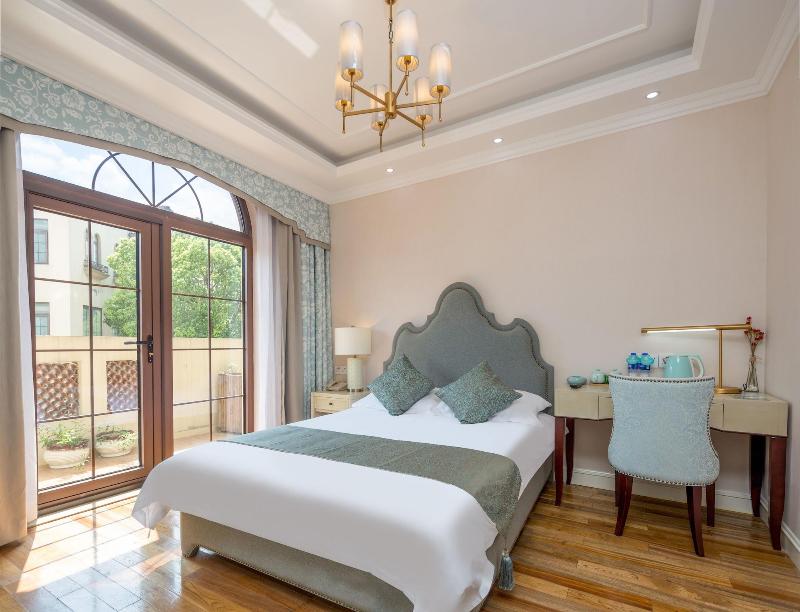 Floral Hotel Huzhou Lize Yard image