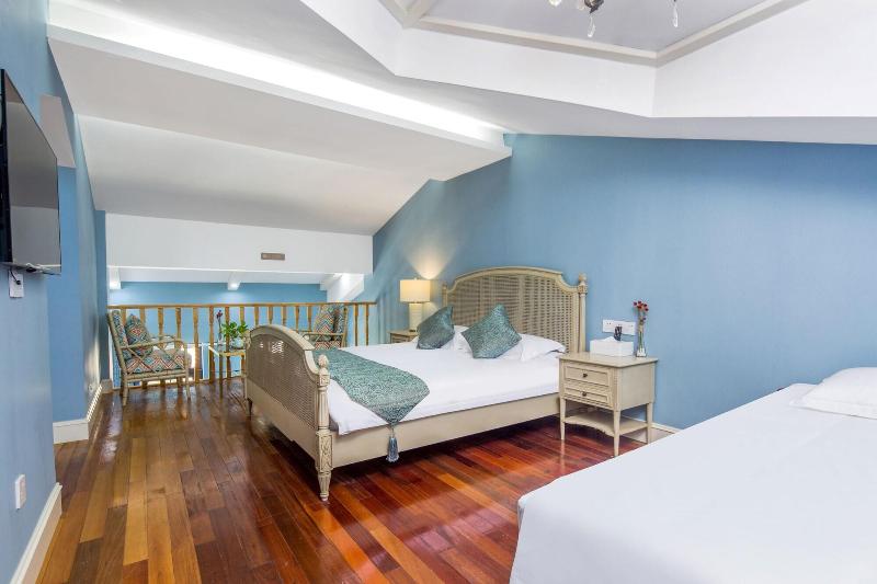 Floral Hotel Huzhou Lize Yard image