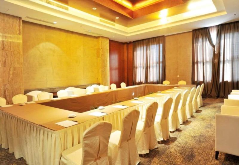 S&N Dalian Hotel