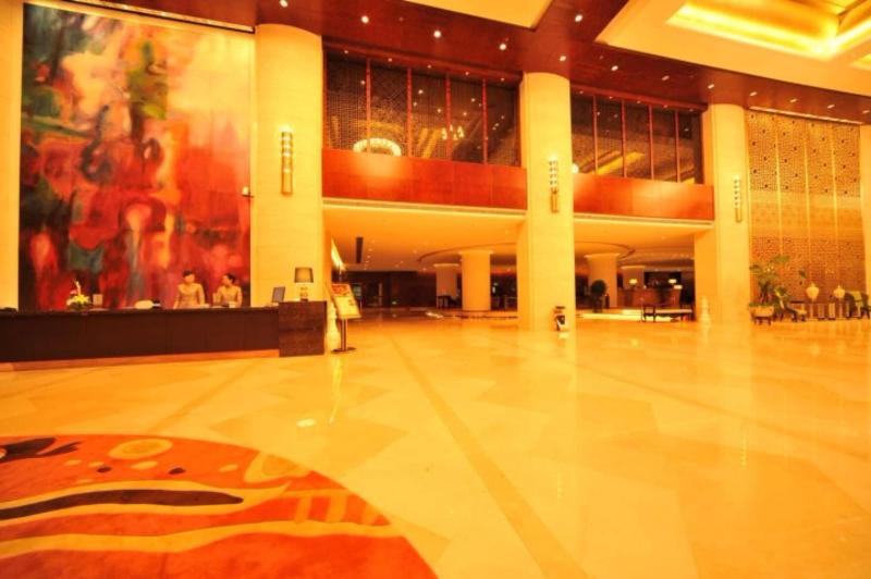 S&N Dalian Hotel