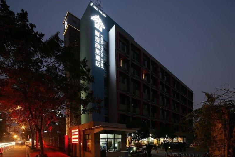 Fresh House Hotel Huanglong Wantang image