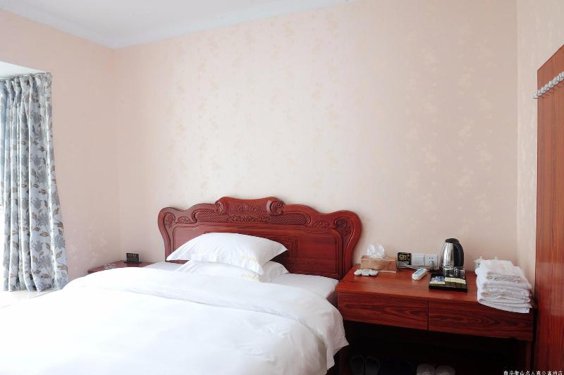 Celebrity Apartment Hotel 3