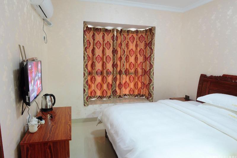 Celebrity Apartment Hotel 4
