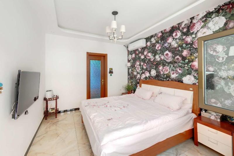 Gubei Water Town Revolution Hotel image