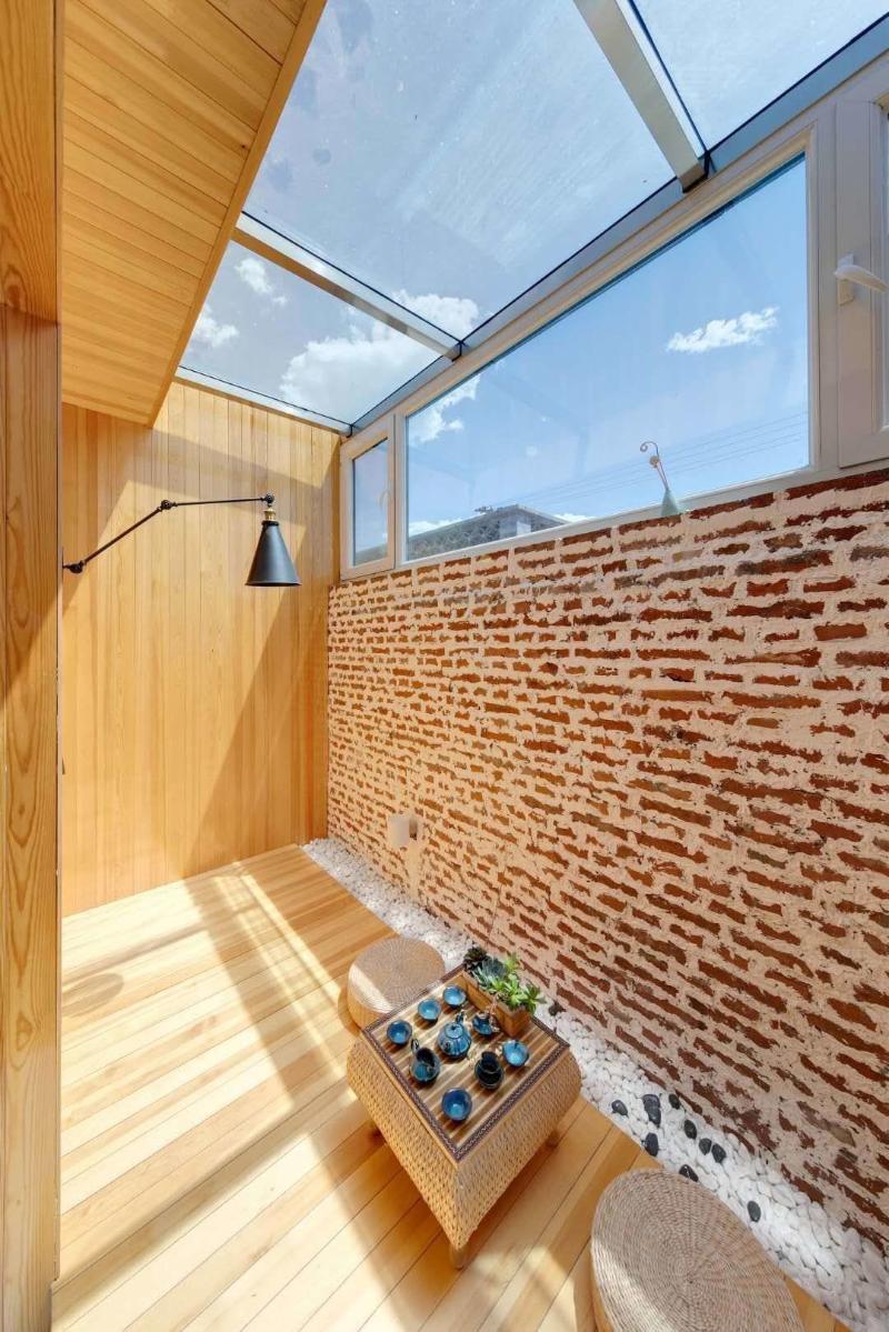Gubei Water Town Revolution Hotel image