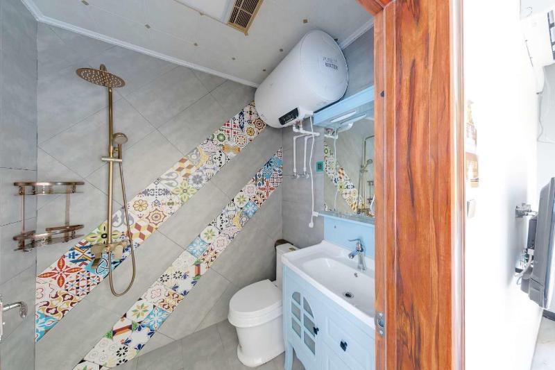 Gubei Water Town Revolution Hotel image