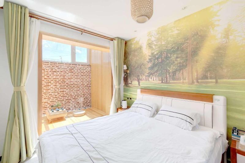 Gubei Water Town Revolution Hotel image