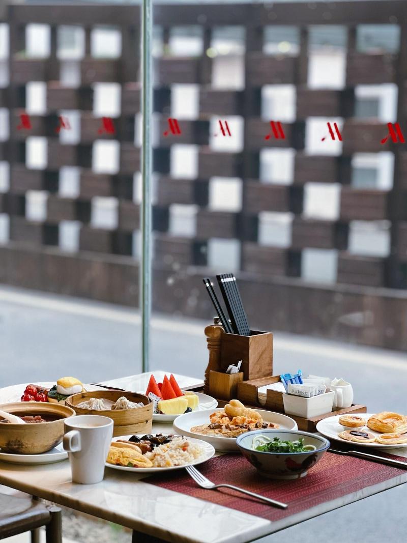 Wuhan Marriott Hotel Hankou image