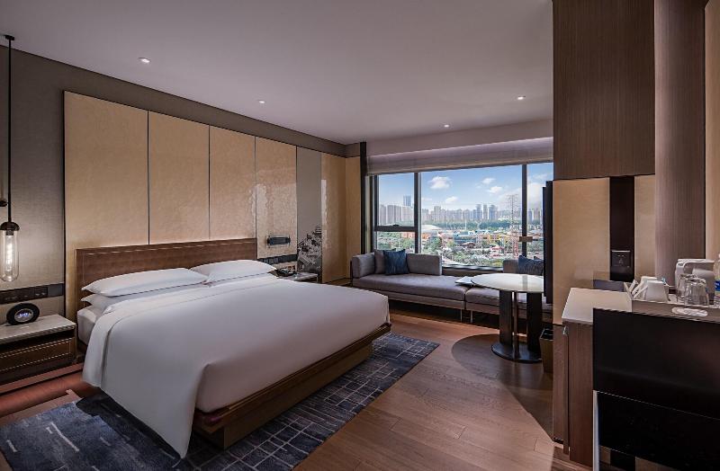 Wuhan Marriott Hotel Hankou image