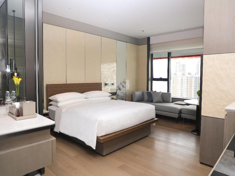 Wuhan Marriott Hotel Hankou image