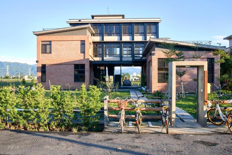 Enjoy Sanheyuan image