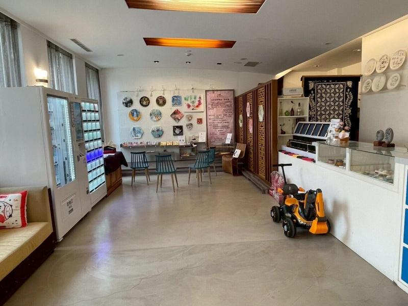 Zhida Craft Service Guest House image