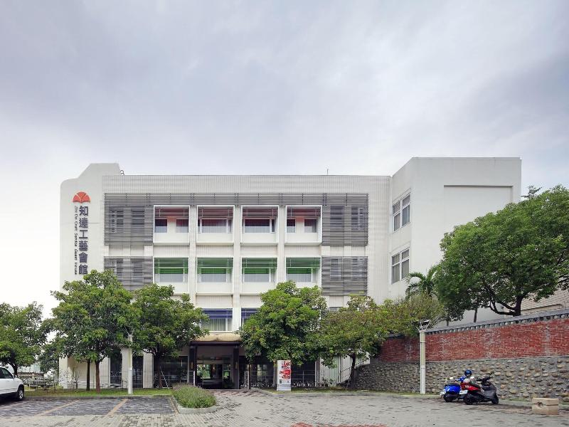 Zhida Craft Service Guest House image