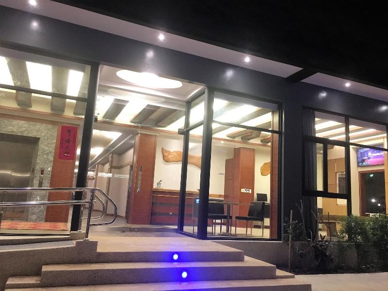 Wei Feng Exquisite Motel Pintung Branch image