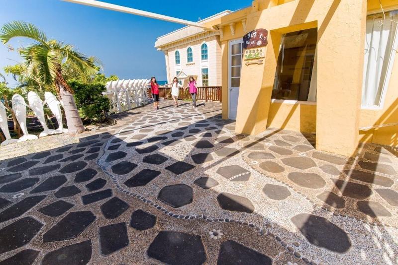 Whales Mountain & Seaview Resort image