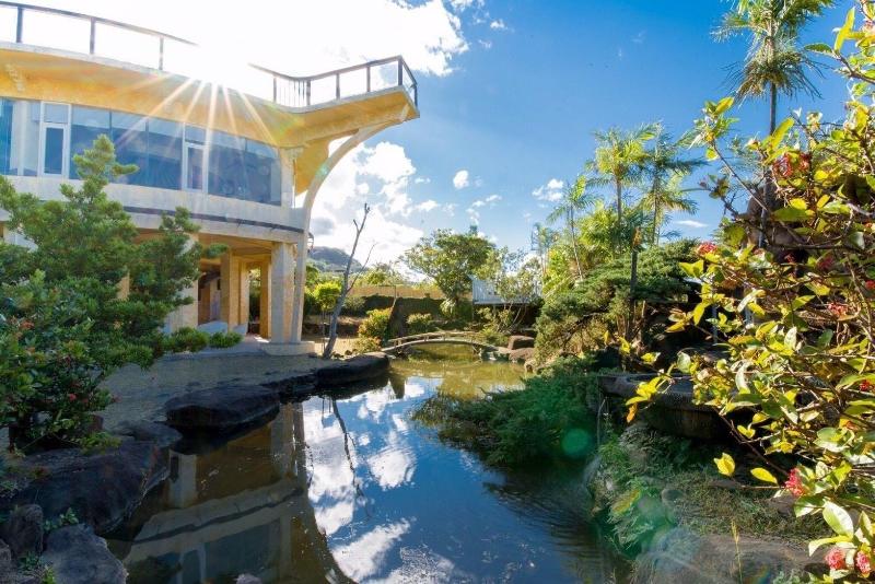 Whales Mountain & Seaview Resort image