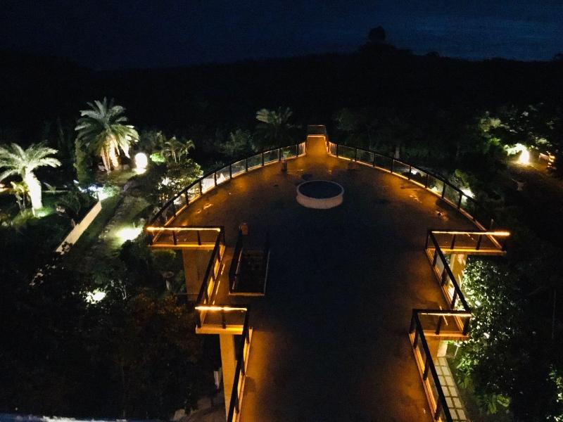Whales Mountain & Seaview Resort image