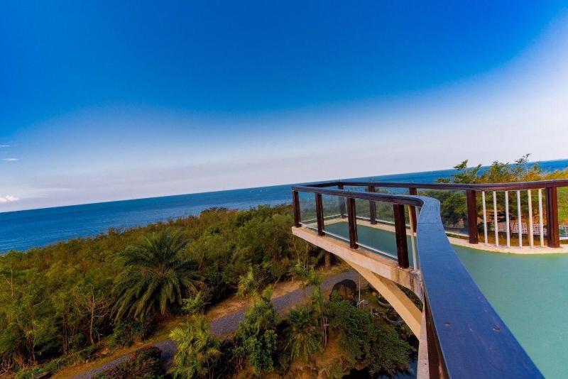 Whales Mountain & Seaview Resort image