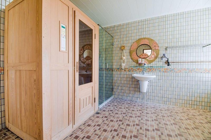 Whales Mountain & Seaview Resort image