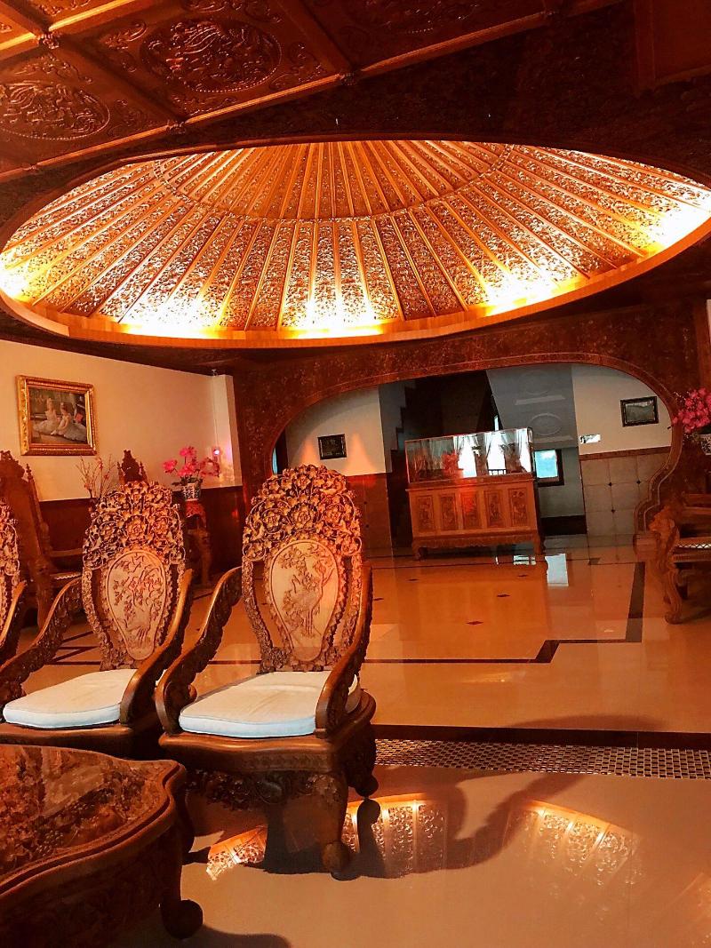 Whales Mountain & Seaview Resort image