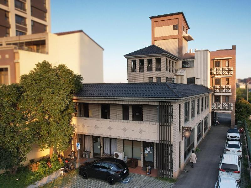 Lütel Hotel: Xpark. Gloria Outlets. Shin Kong Cin image