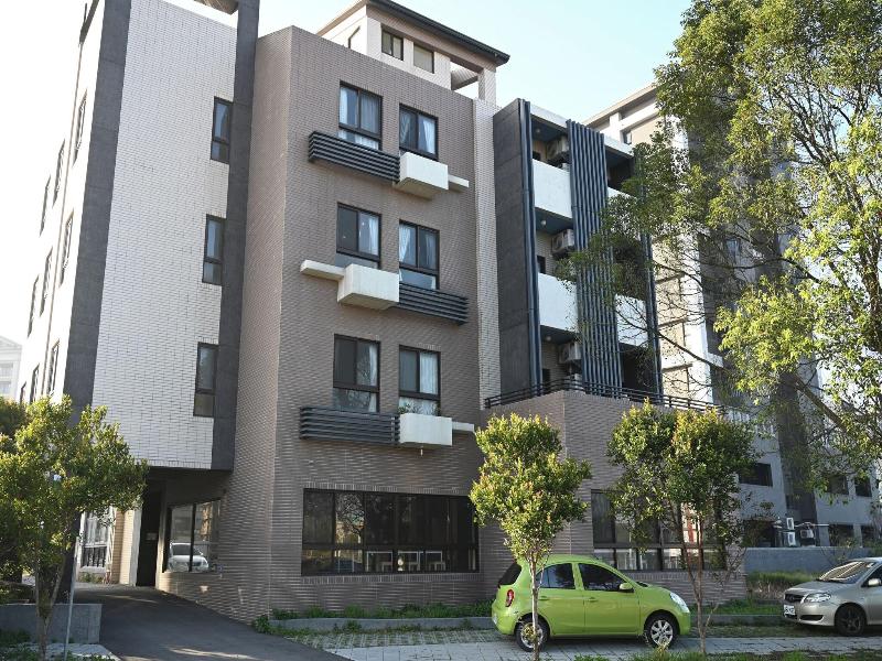 Lütel Hotel: Xpark. Gloria Outlets. Shin Kong Cin image