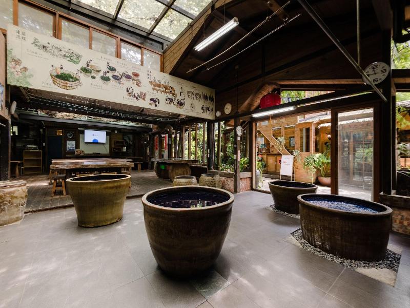 Zhuo Ye Cottage image