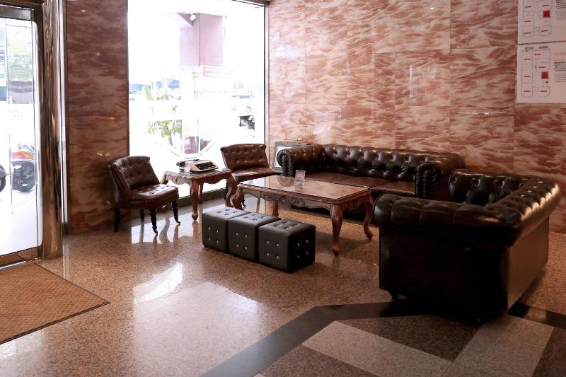 Kiwi Express Hotel MRT Wen Xin (Feng Jia Branch 1) — photo 4