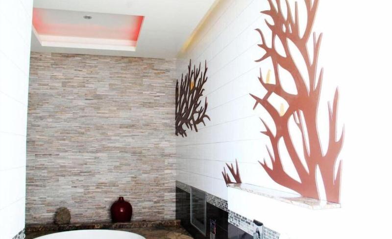 Yin Shui Han Motel — view
