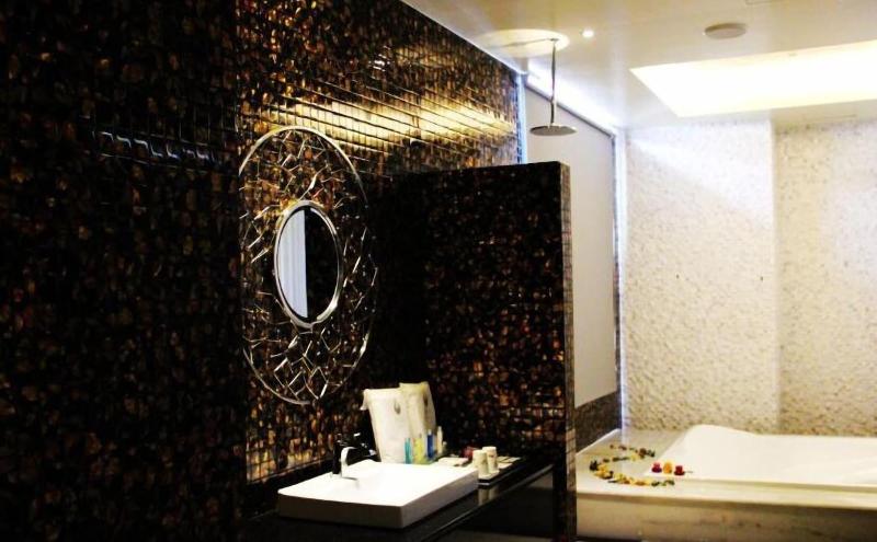 Yin Shui Han Motel image