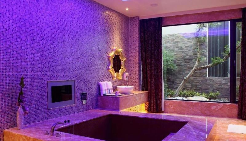 Yin Shui Han Motel image