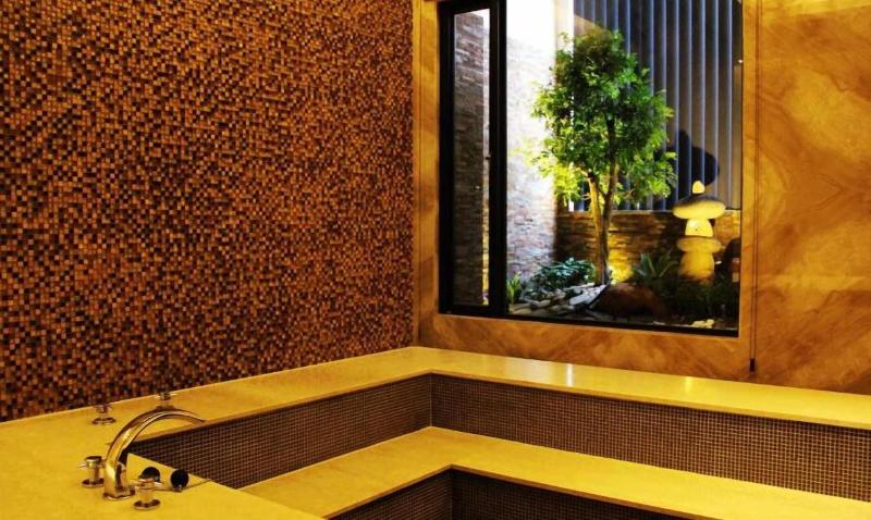 Yin Shui Han Motel image