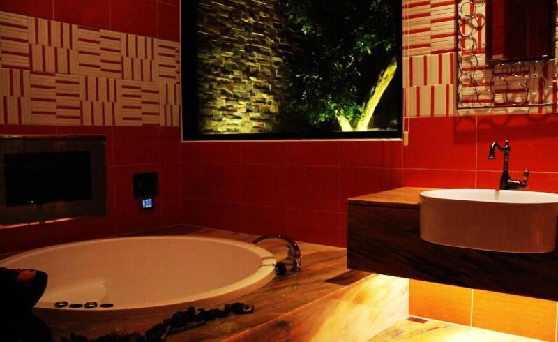 Yin Shui Han Motel image