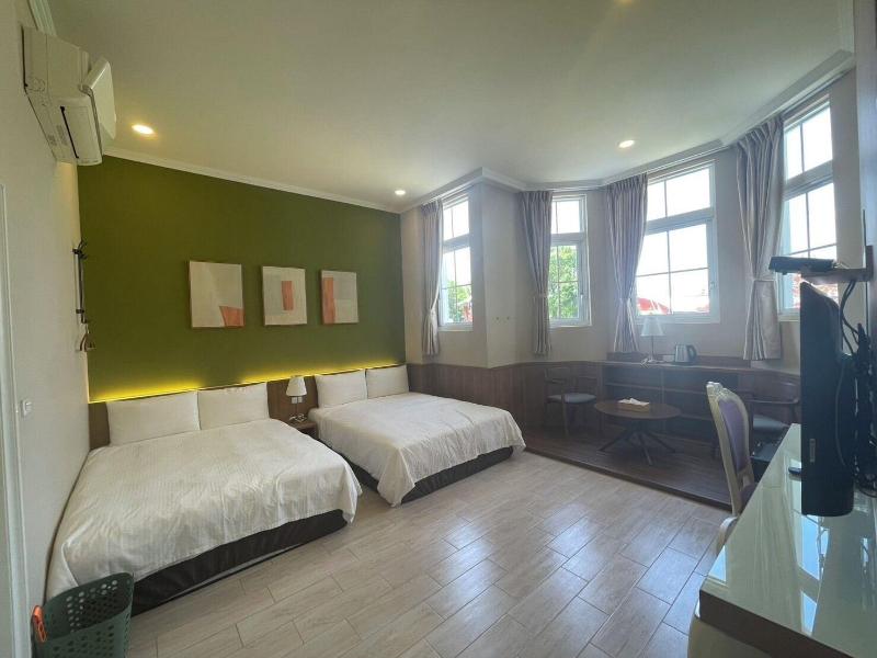 King Inn image