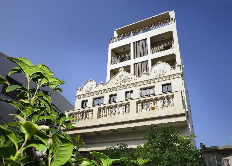 Su's Traveller Abode image