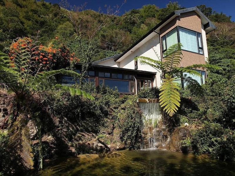 Crossing The Rainbow Bridge B&B