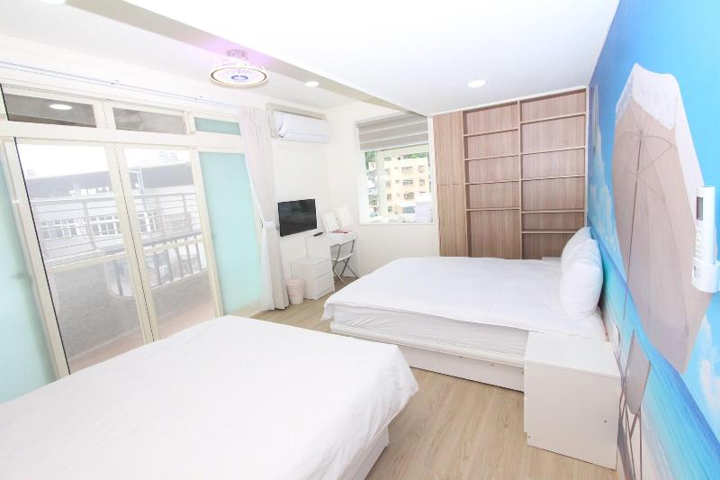 Hf Keelung image