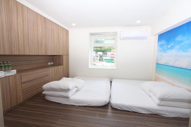 Hf Keelung image