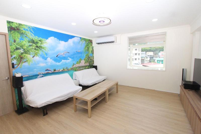 Hf Keelung image