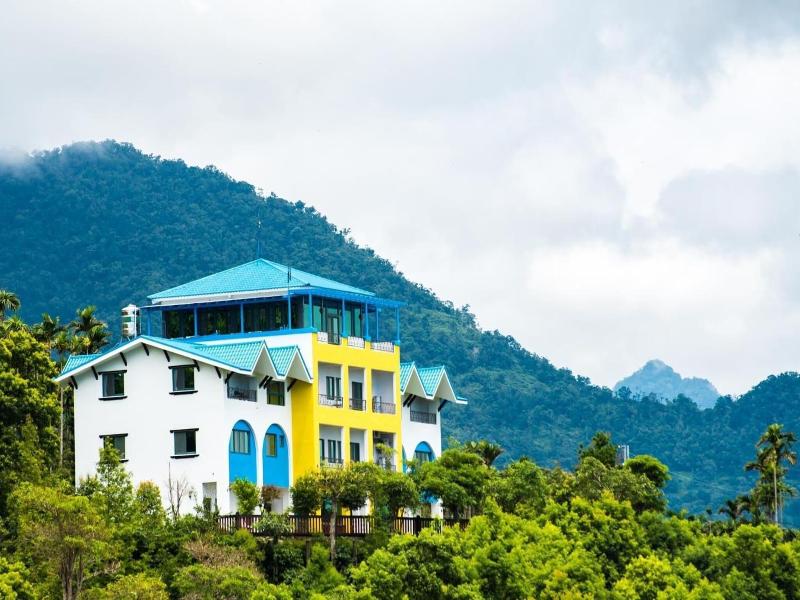 After Hill Greenhouse Resort image